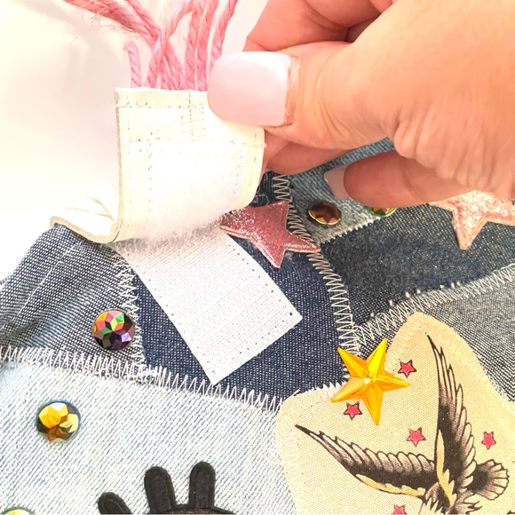 Tote Bag Designer with Patches and more by Patricia Adelson - Picture 5 of 8